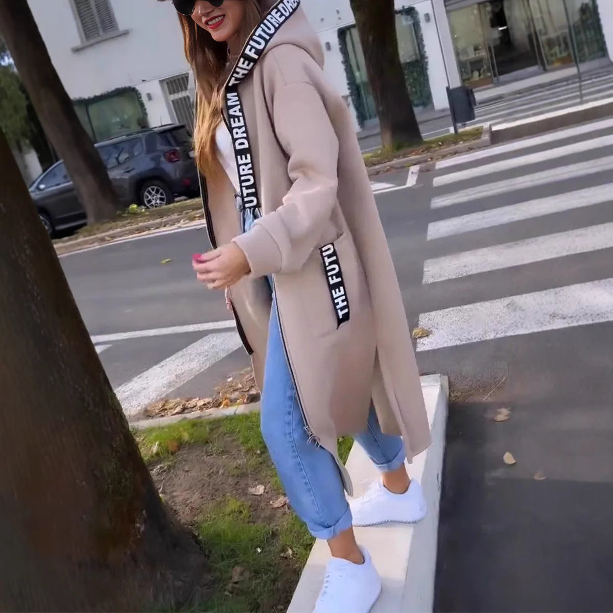 🔥Essentiella outfits för dejter✨ Lång tröja med huva för dam🍂 och axelbandslös topp