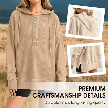 🎉🧥 Långärmad hoodie för dam – V-ringning med knappdetaljer, avslappnad passform och sidoslitsar – elegant utan ansträngning 🌸✨