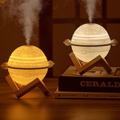 Planet luftfuktare och omgivande nattlampa