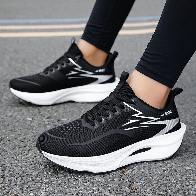 👟🔥 Andningsbara Mesh Stötdämpande Löparskor – Lätta, Bekväma & Perfekta för Löpning & Träning 🏃 Fri Frakt