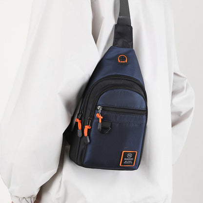🎒✨ Vattentät crossbody-väska med flera fickor – smart förvaring, justerbar rem, hörlursuttag 🌧️
