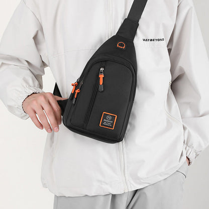 🎒✨ Vattentät crossbody-väska med flera fickor – smart förvaring, justerbar rem, hörlursuttag 🌧️