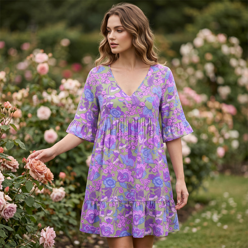 Lös V-halsklänning med bohemisk blommönster för kvinnor