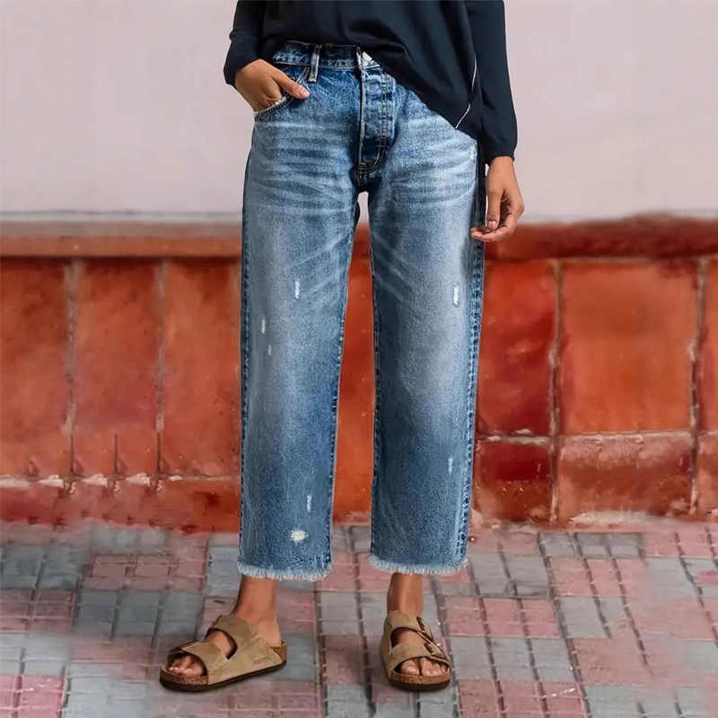 👖✨ Dam retro croppad raka ben jeans – fransad fåll, premiumdenim & tidlös vintagecharm 🦋