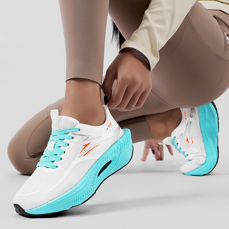 👟🔥 Andningsbara Mesh Stötdämpande Löparskor – Lätta, Bekväma & Perfekta för Löpning & Träning 🏃 Fri Frakt